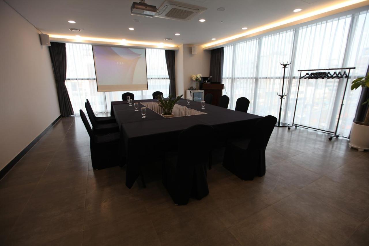 Hotel Cs Premier 3*