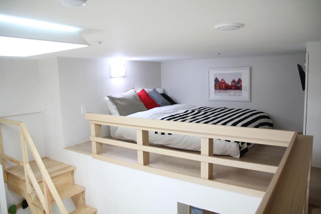 Lotte World View Loft Apartment *