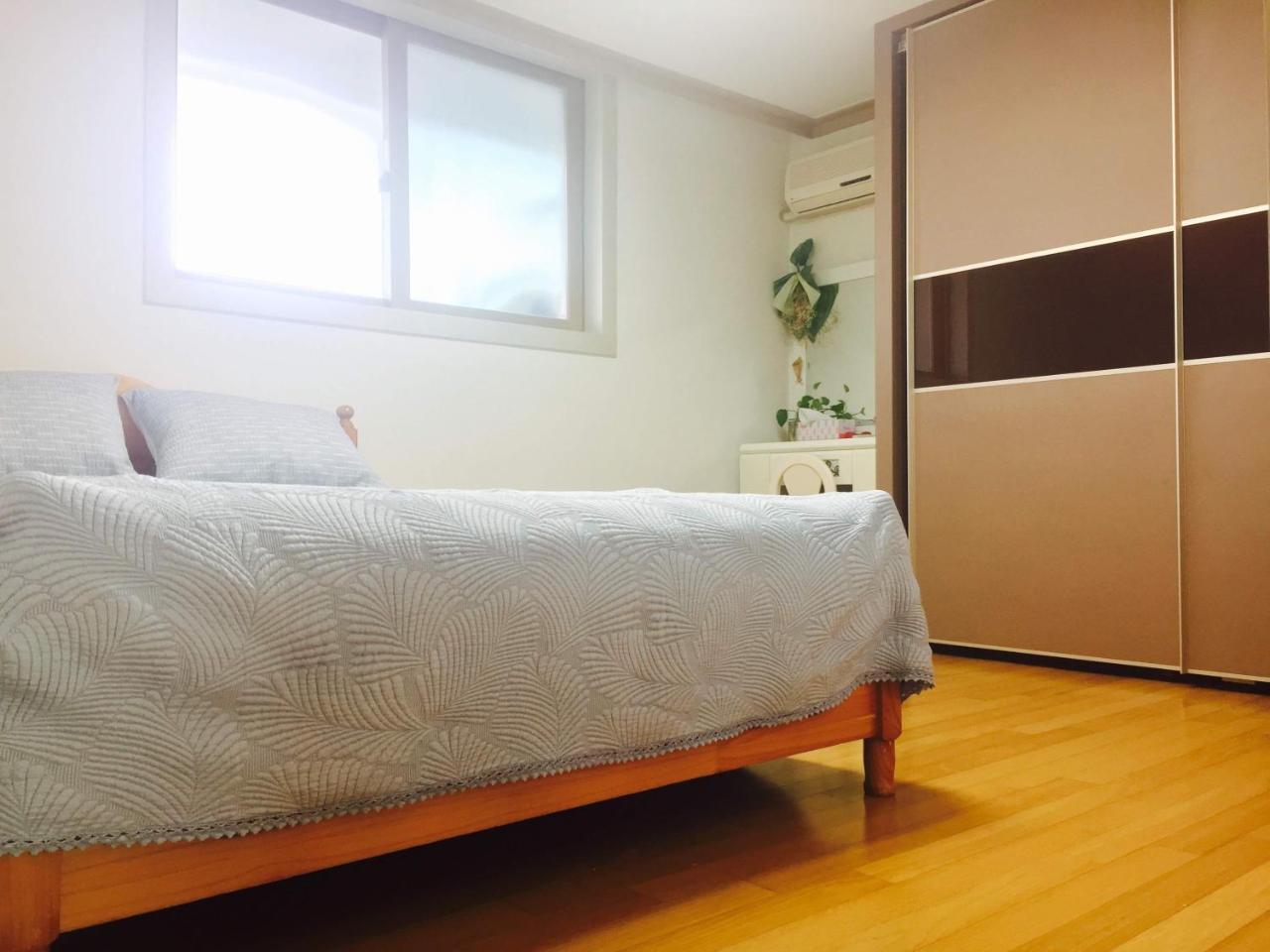 Syun's Nest 'river View & City View' Apartment