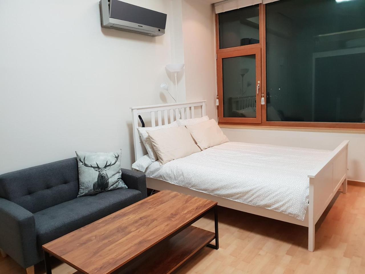 Apartment Donny House *