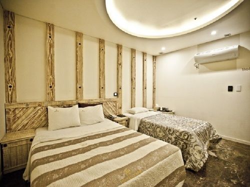 Star Hotel 2*
