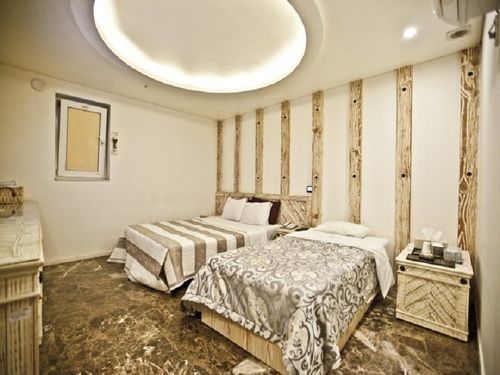 Hotel Star 2*
