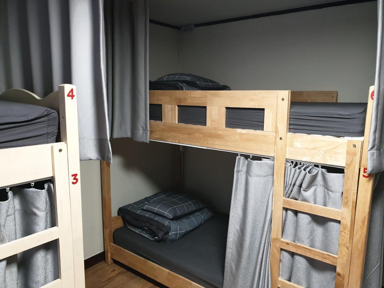 Guest house Able Hongdae 2 *