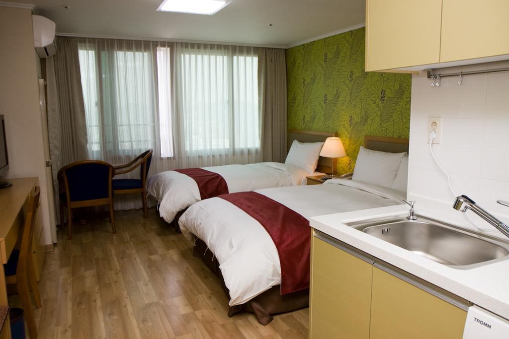 Hotel Eastgate Tower