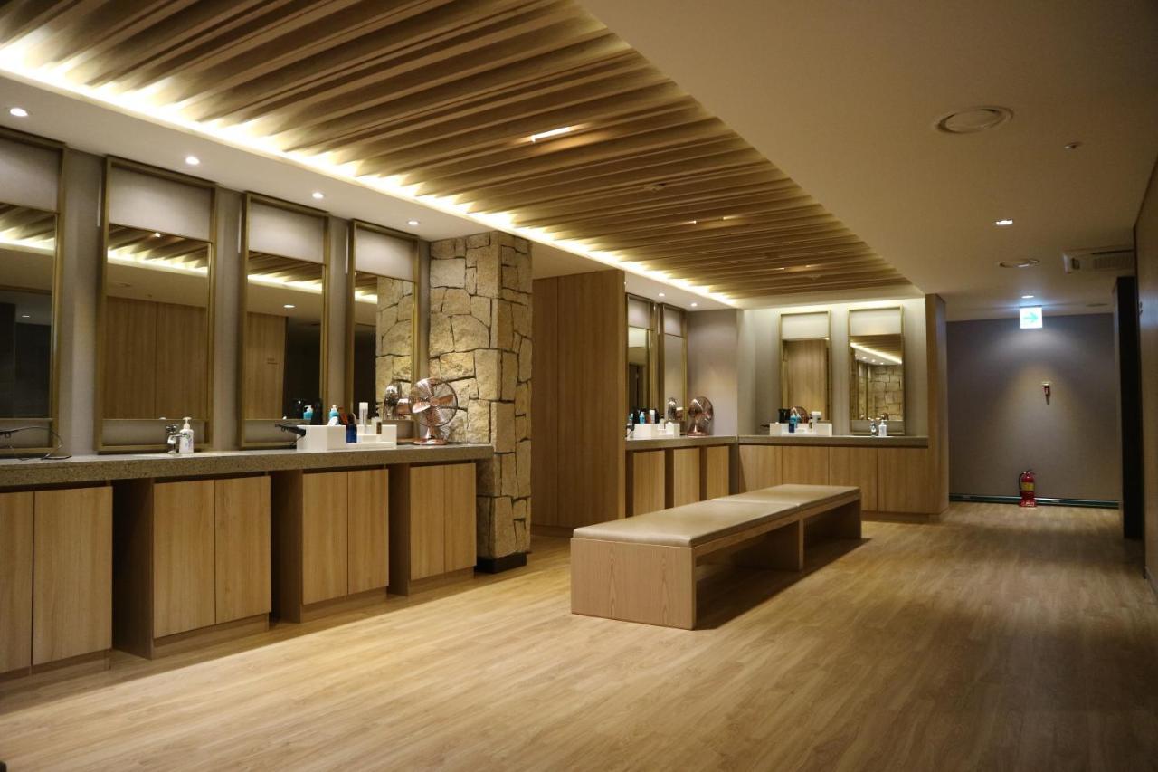 Orakai Cheonggyesan Hotel, Bw Premier Collection 4*