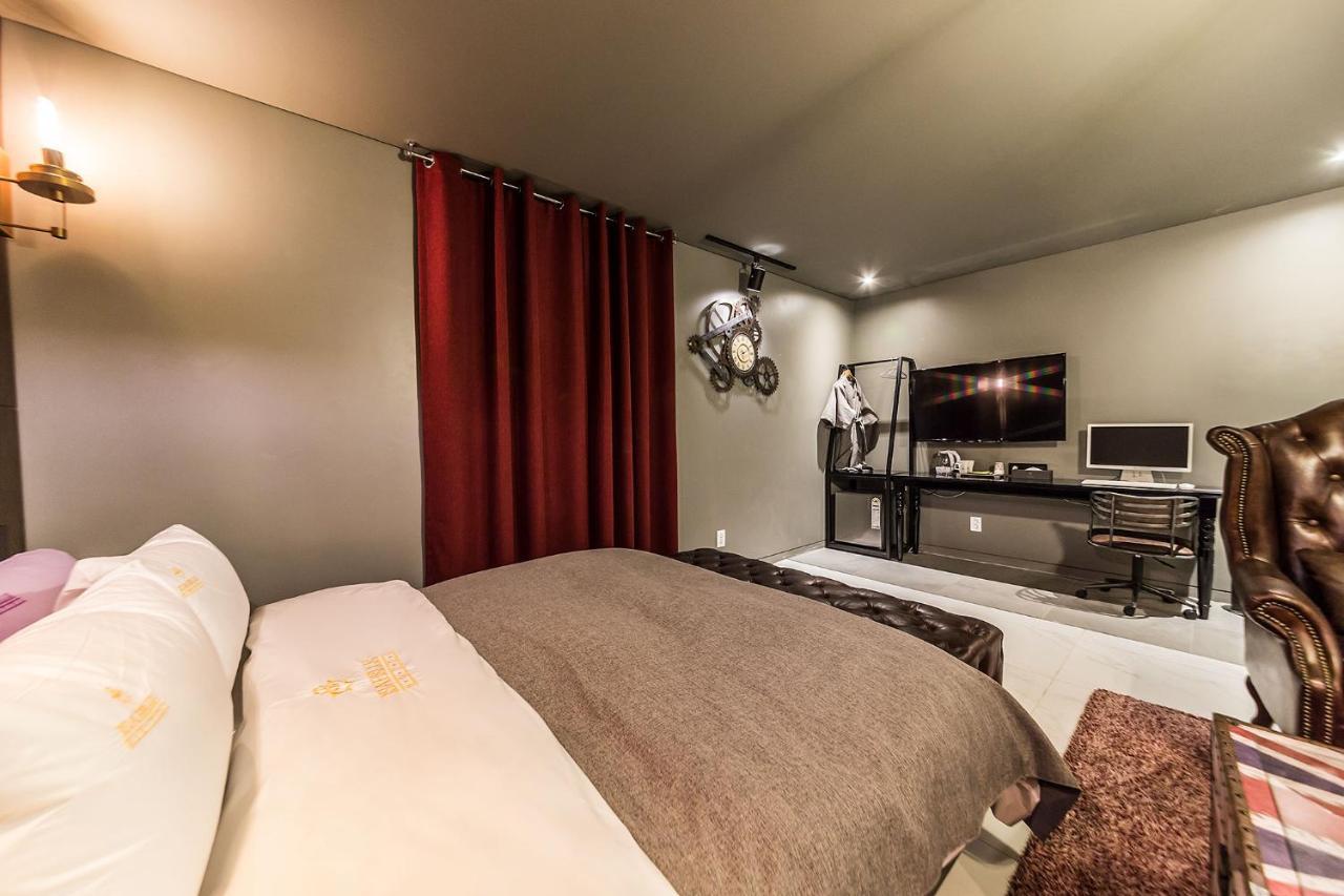 Isabelle Hotel
