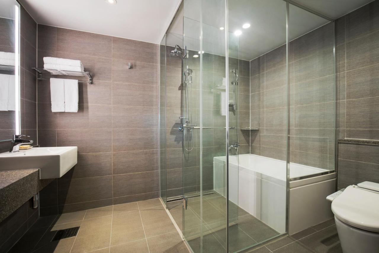 Orakai Cheonggyesan Hotel, Bw Premier Collection 4*