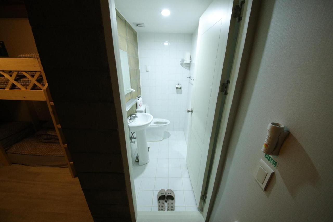 Stitches House Guest house 2*