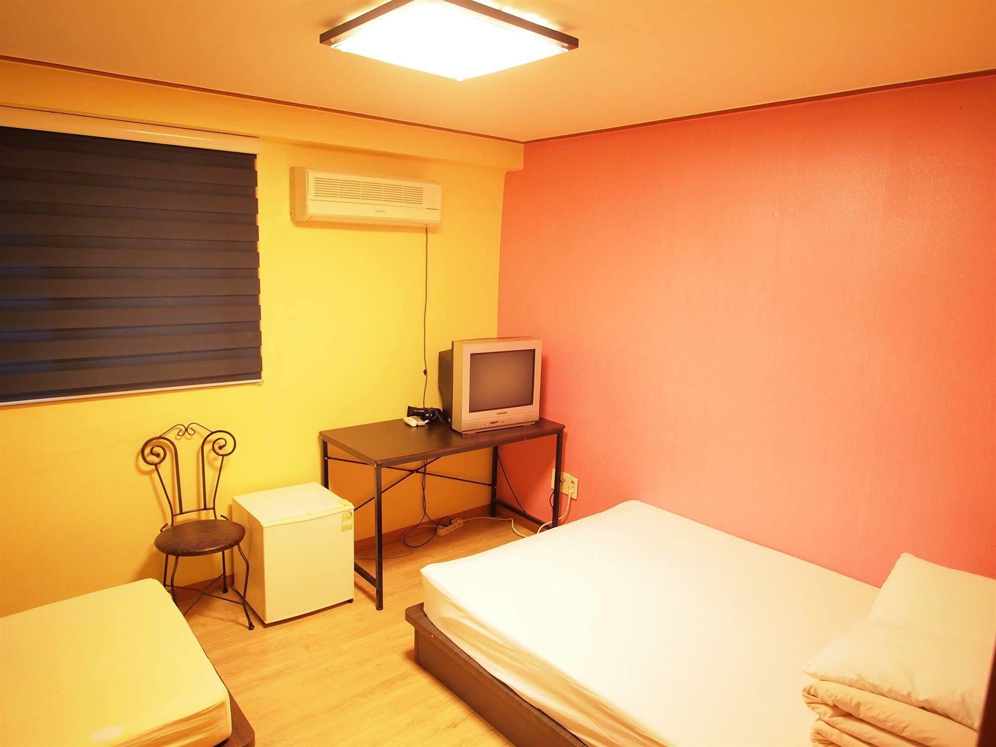 Shinchon Hostel Seoul