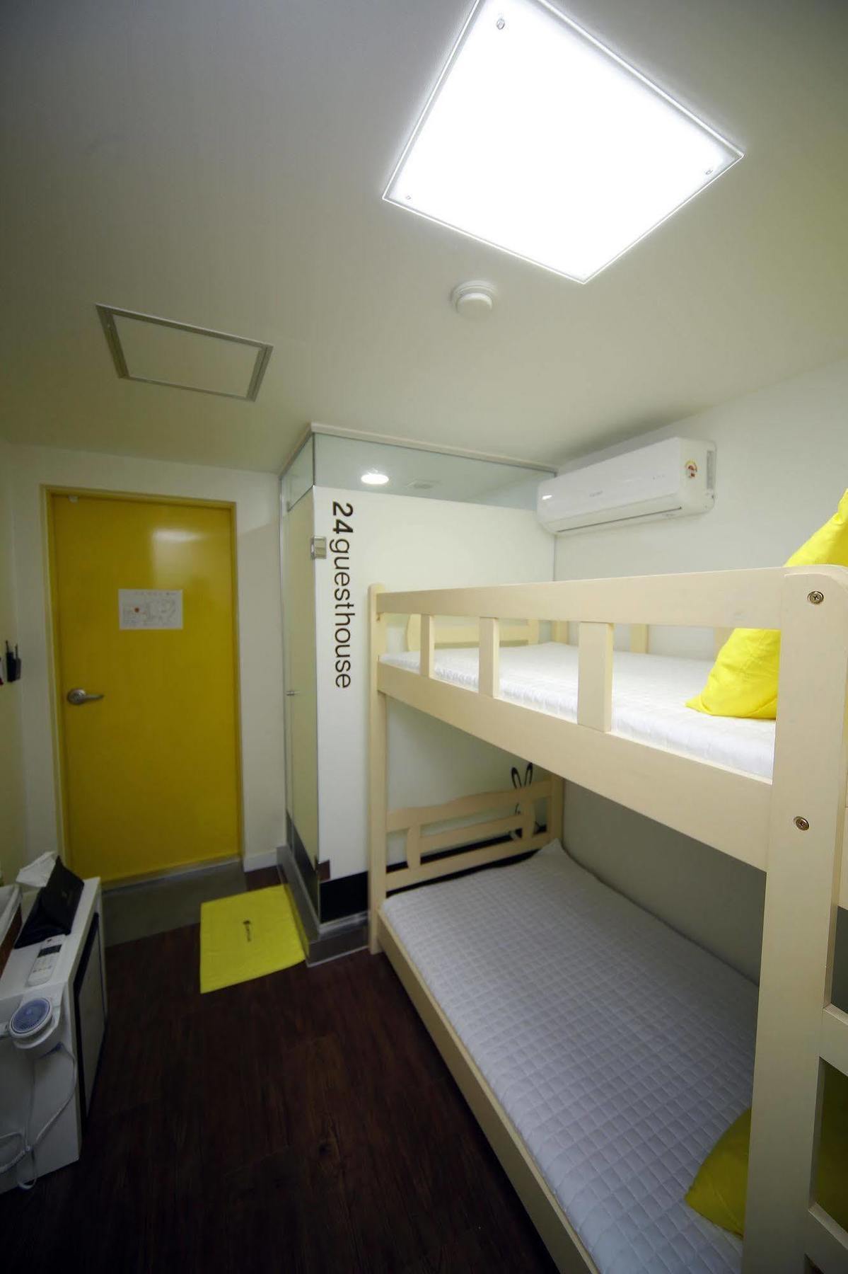 24 Hall Hostel