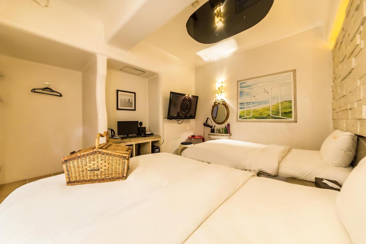 M Hotel