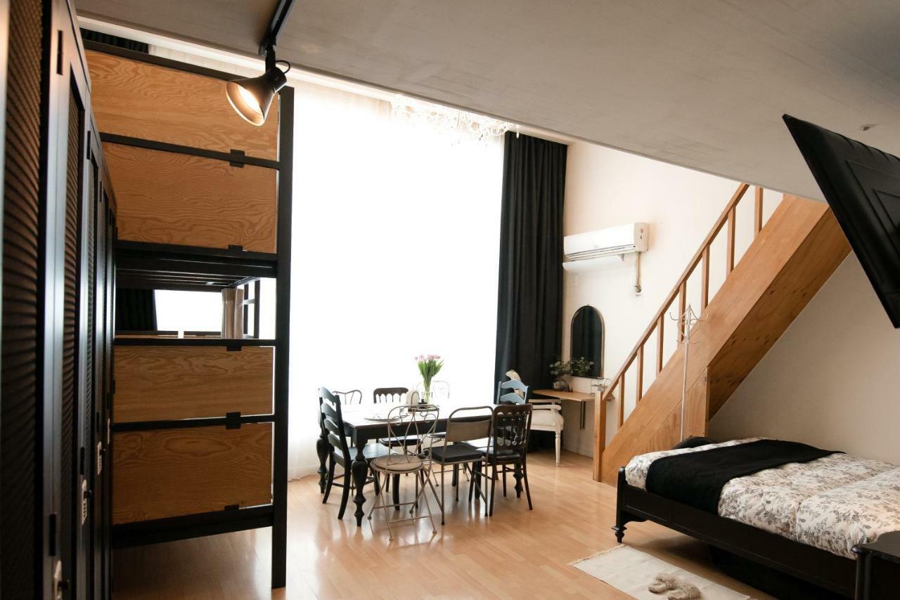Yolo House In Hongdae * Seoul