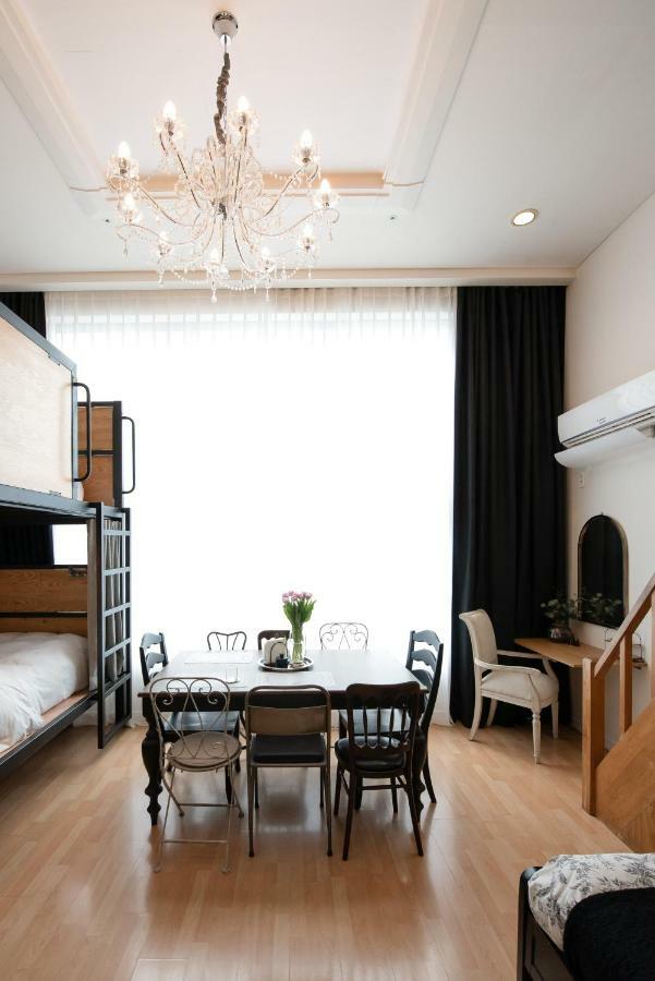 Yolo House In Hongdae Seoul
