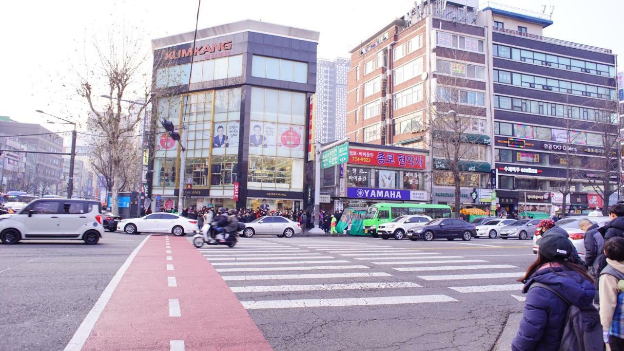 In 2* Seoul