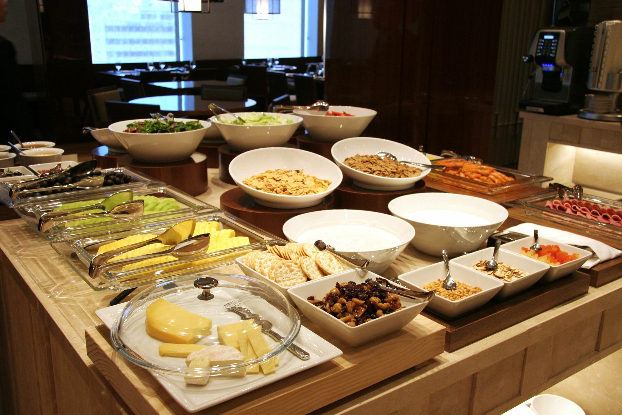 Crown Park Myeongdong Hotel 3*