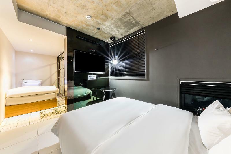 Hotel H Avenue Gangnam Yeoksam 3*