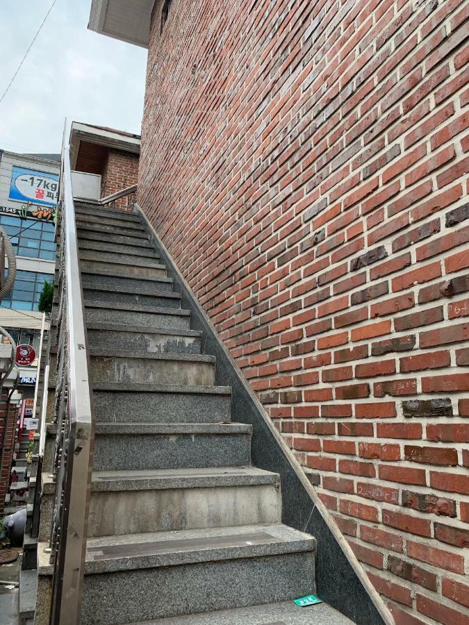 Bomulzip Hongdae Apartment
