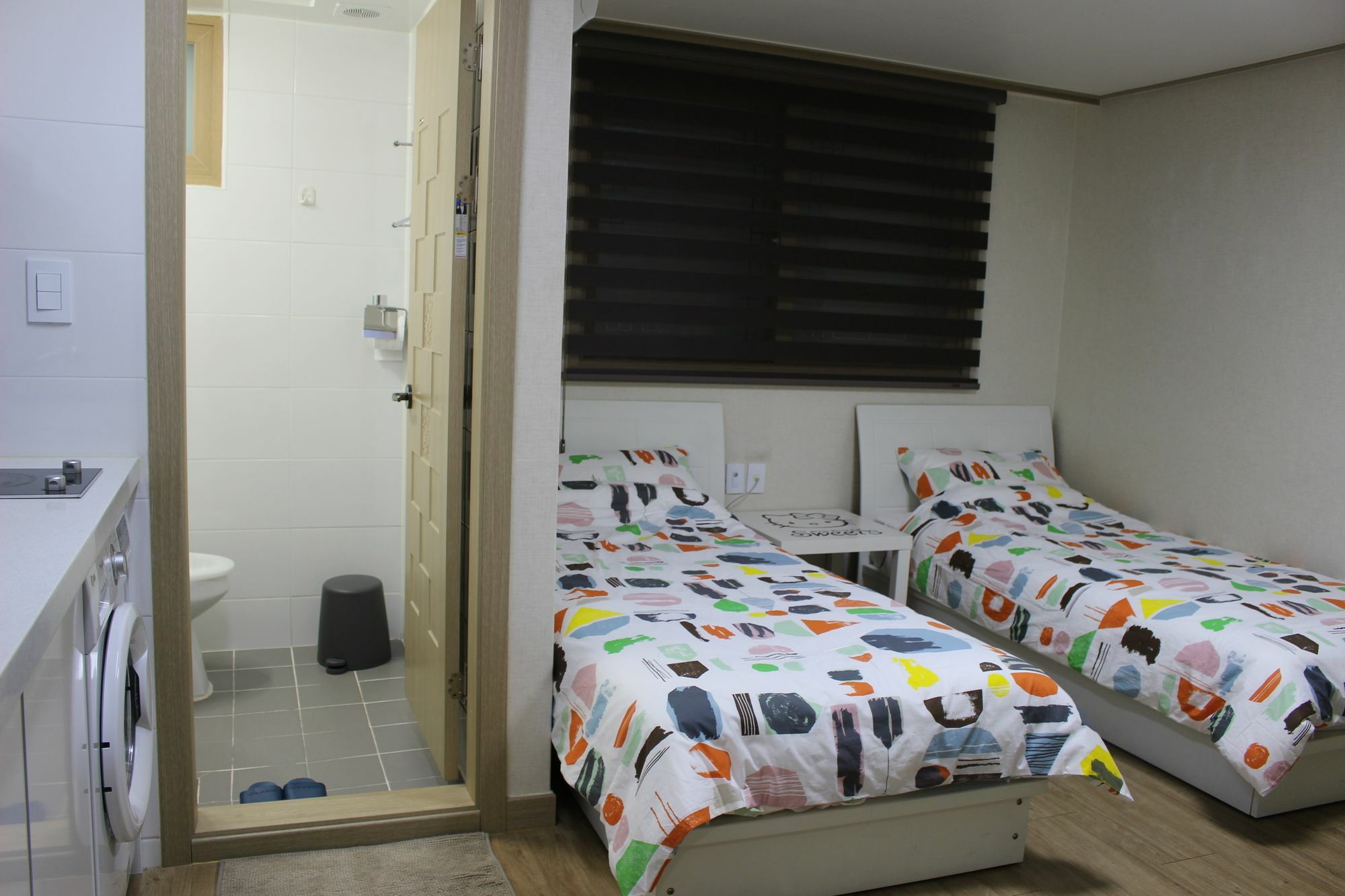 Bunk Hongdae2 Hostel *