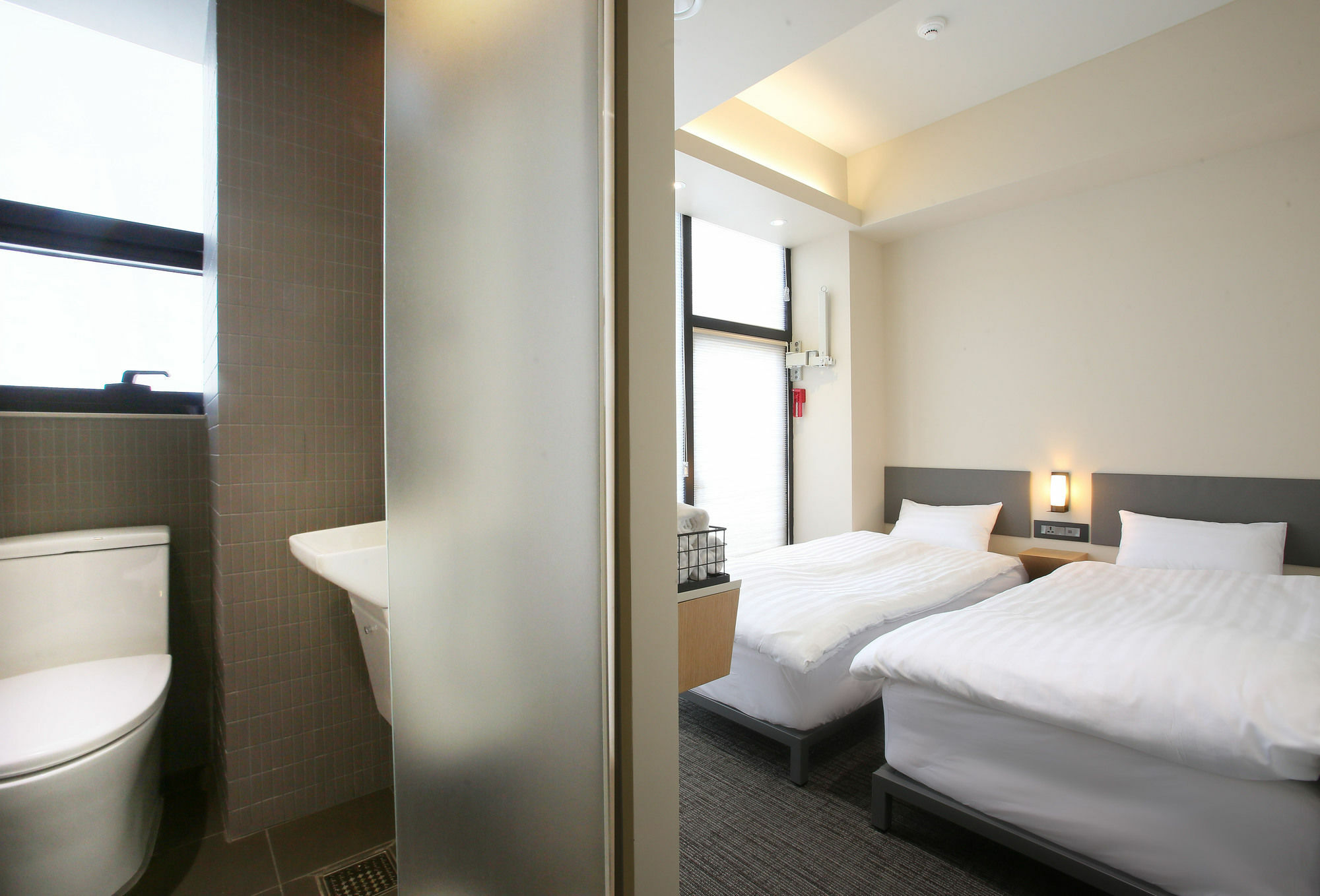 Uh 3* Seoul