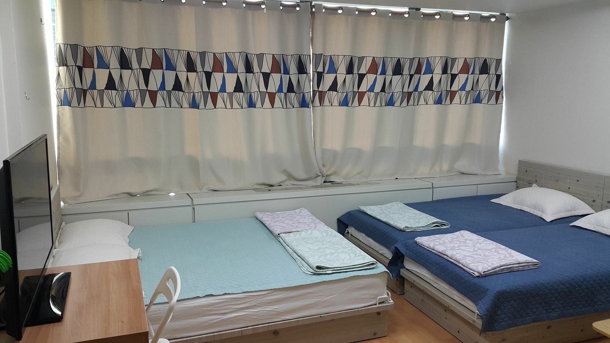 Hongstay In Hongdae Seoul