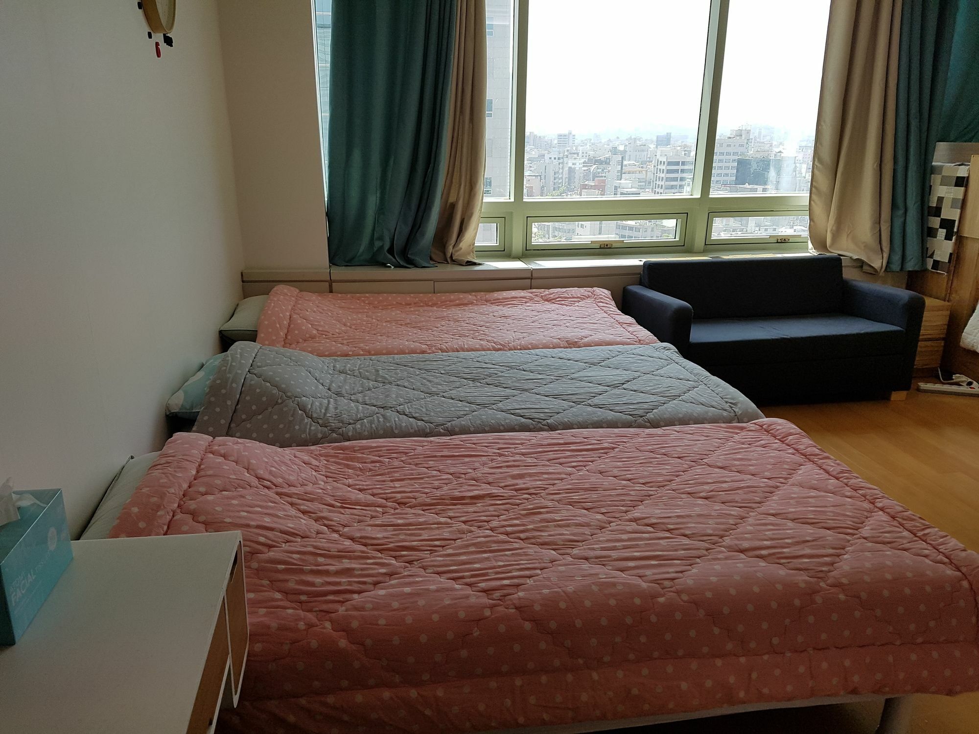 Hongstay In Hongdae 2*