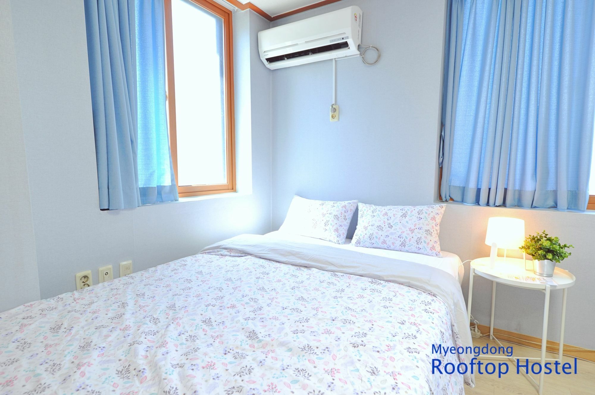 Hostel Myeongdong Rooftop