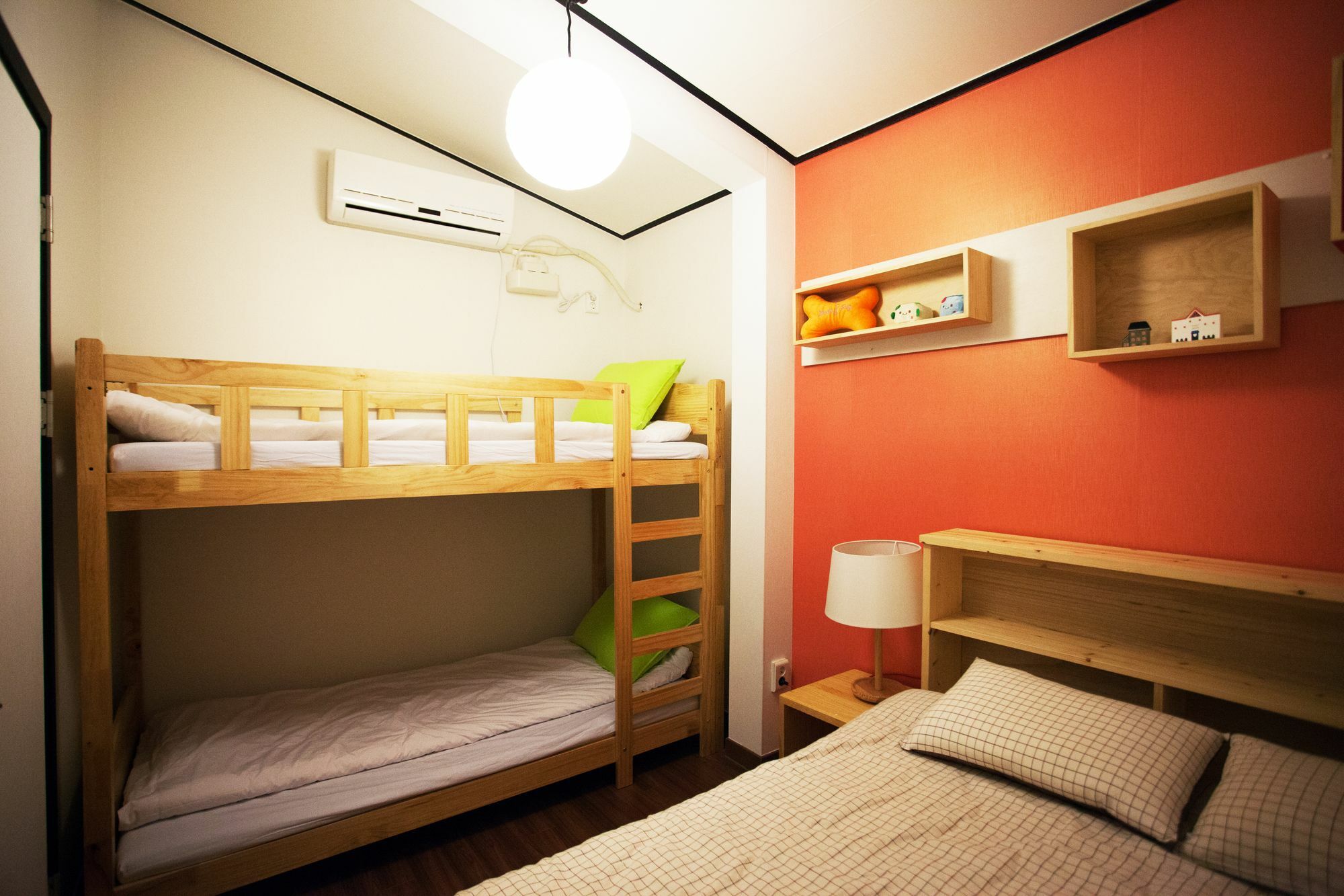 Gonggan Hotel 2*