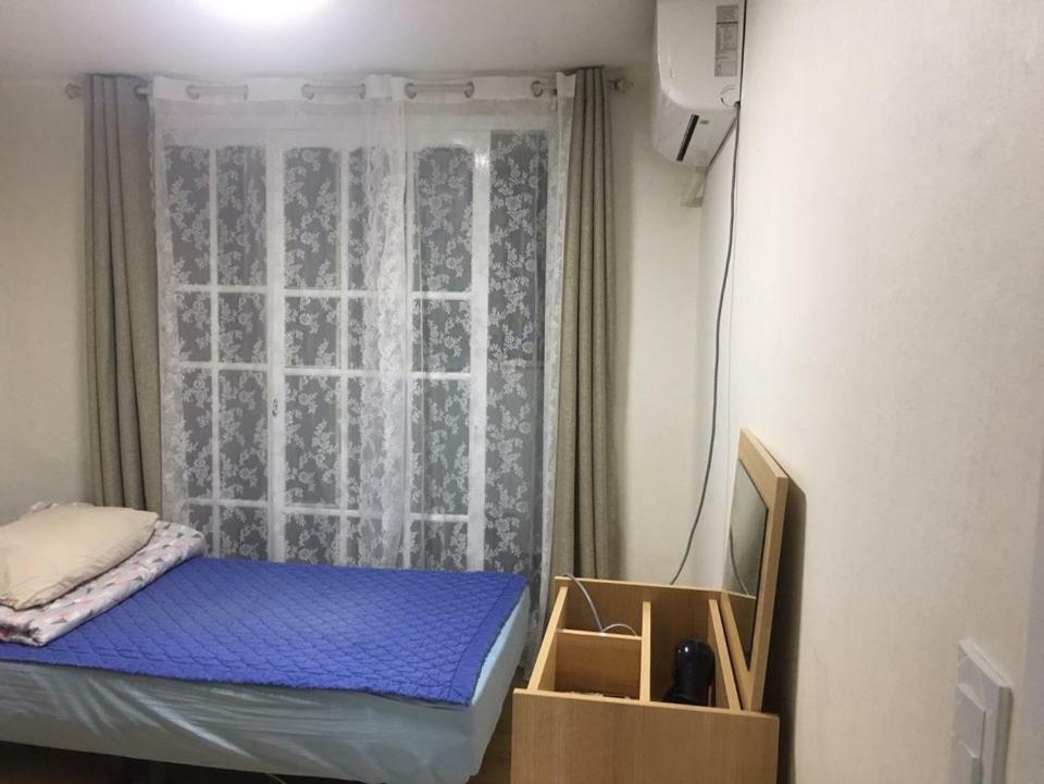 Guest house Nana House 2*
