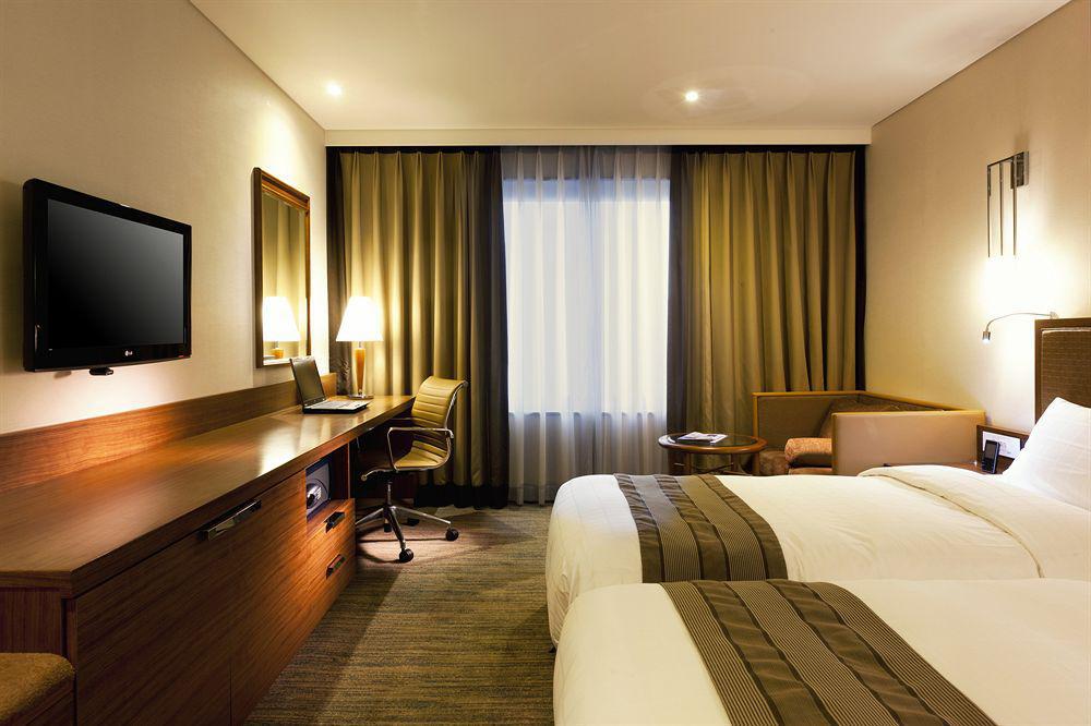 Novotel Ambassador Doksan 4* Seoul