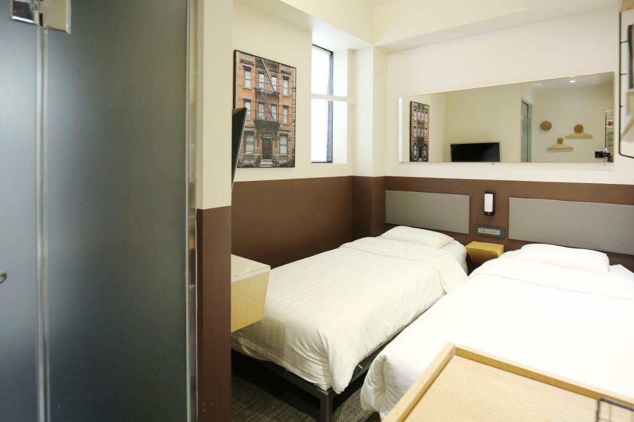 Hotel Uh 3*