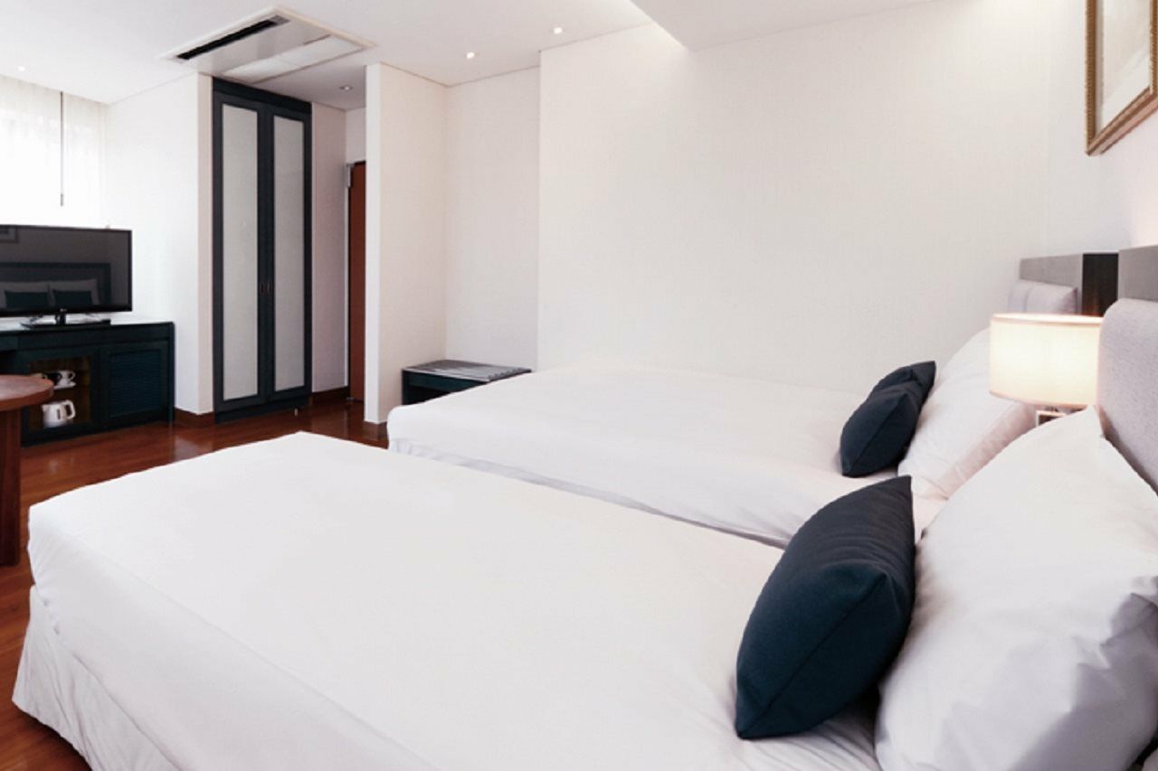 Hotel Prince Seoul 3*
