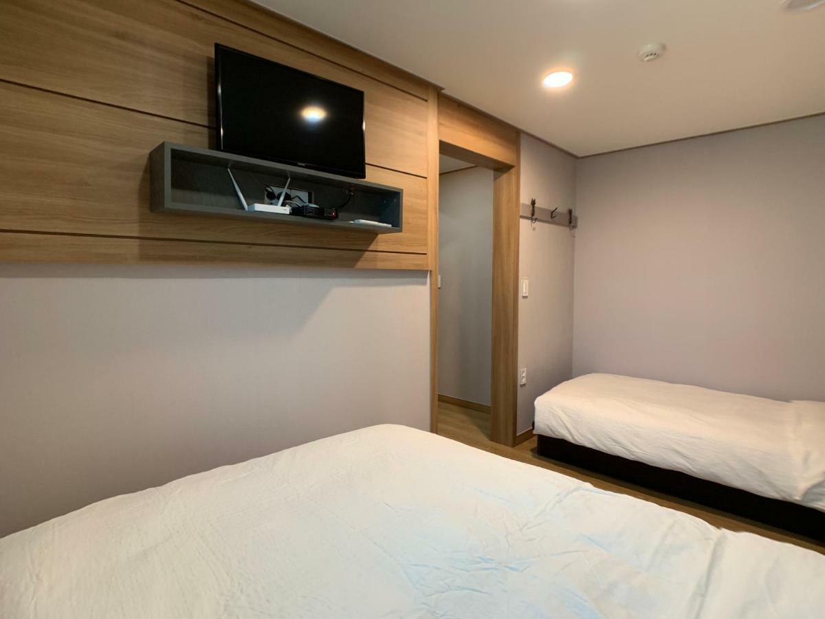 J-honor Guest house 2*