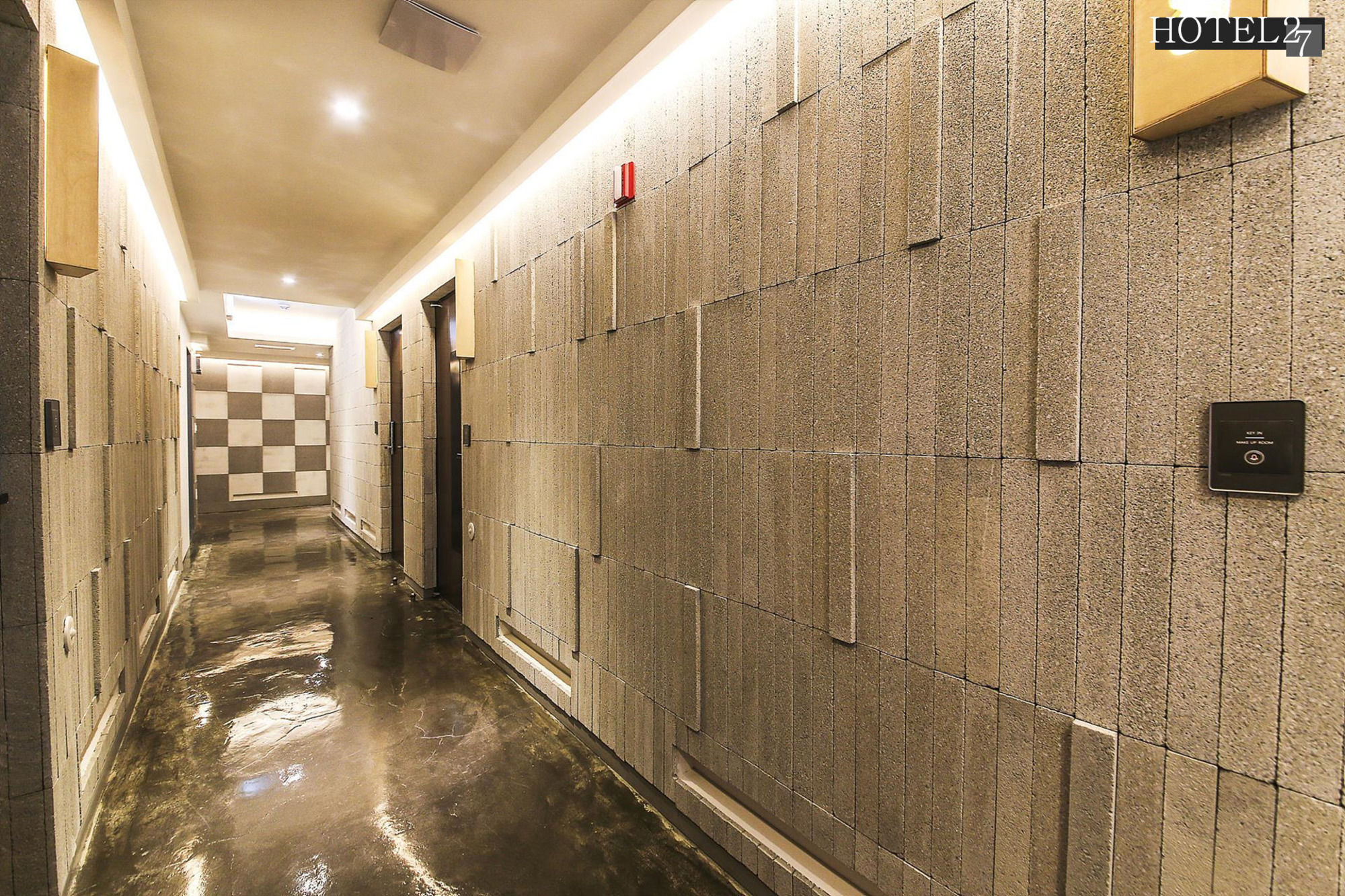 Hotel27 Hotel