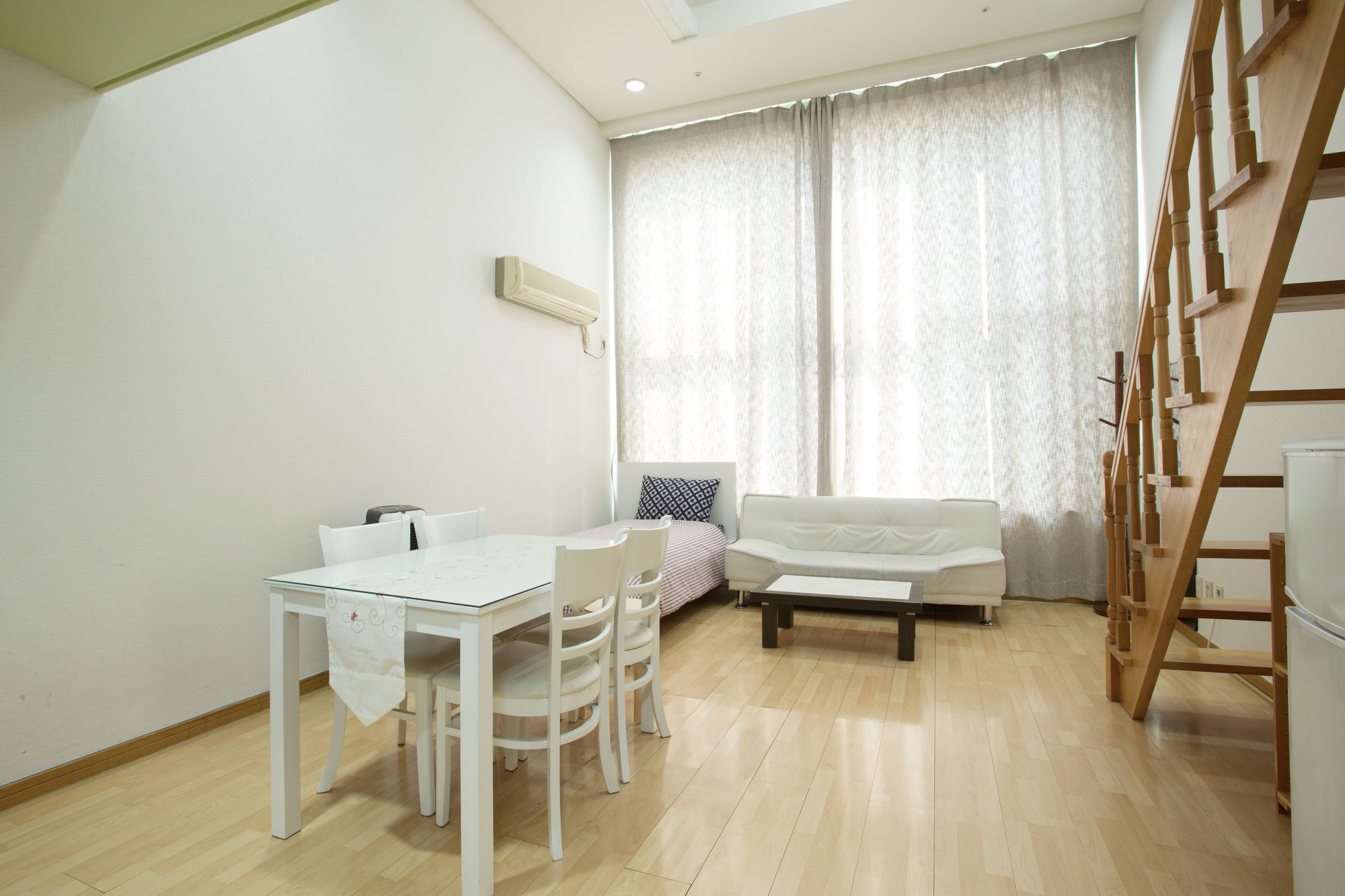 Apartment Njoy *