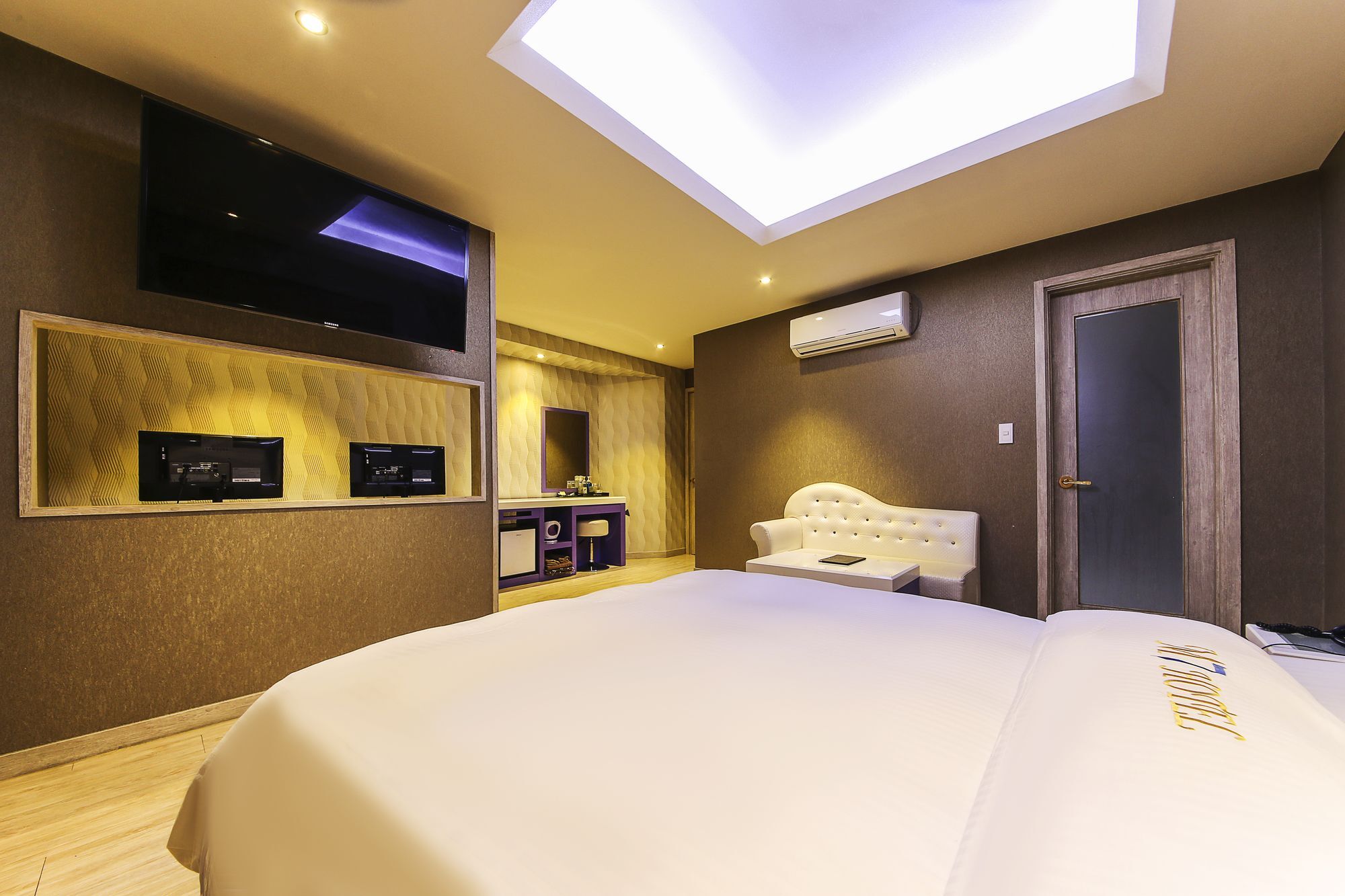 M7 Hotel
