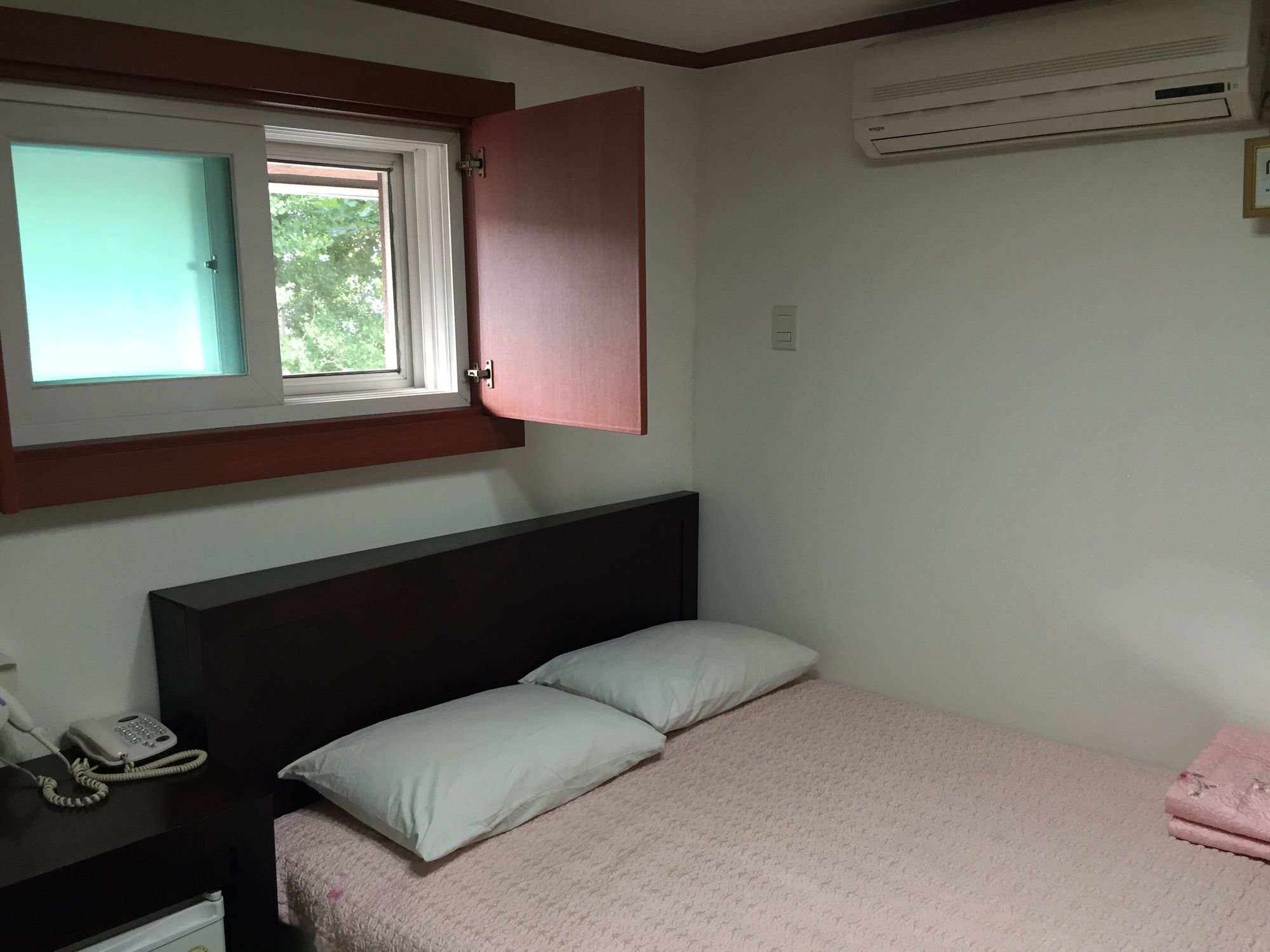 B Motel