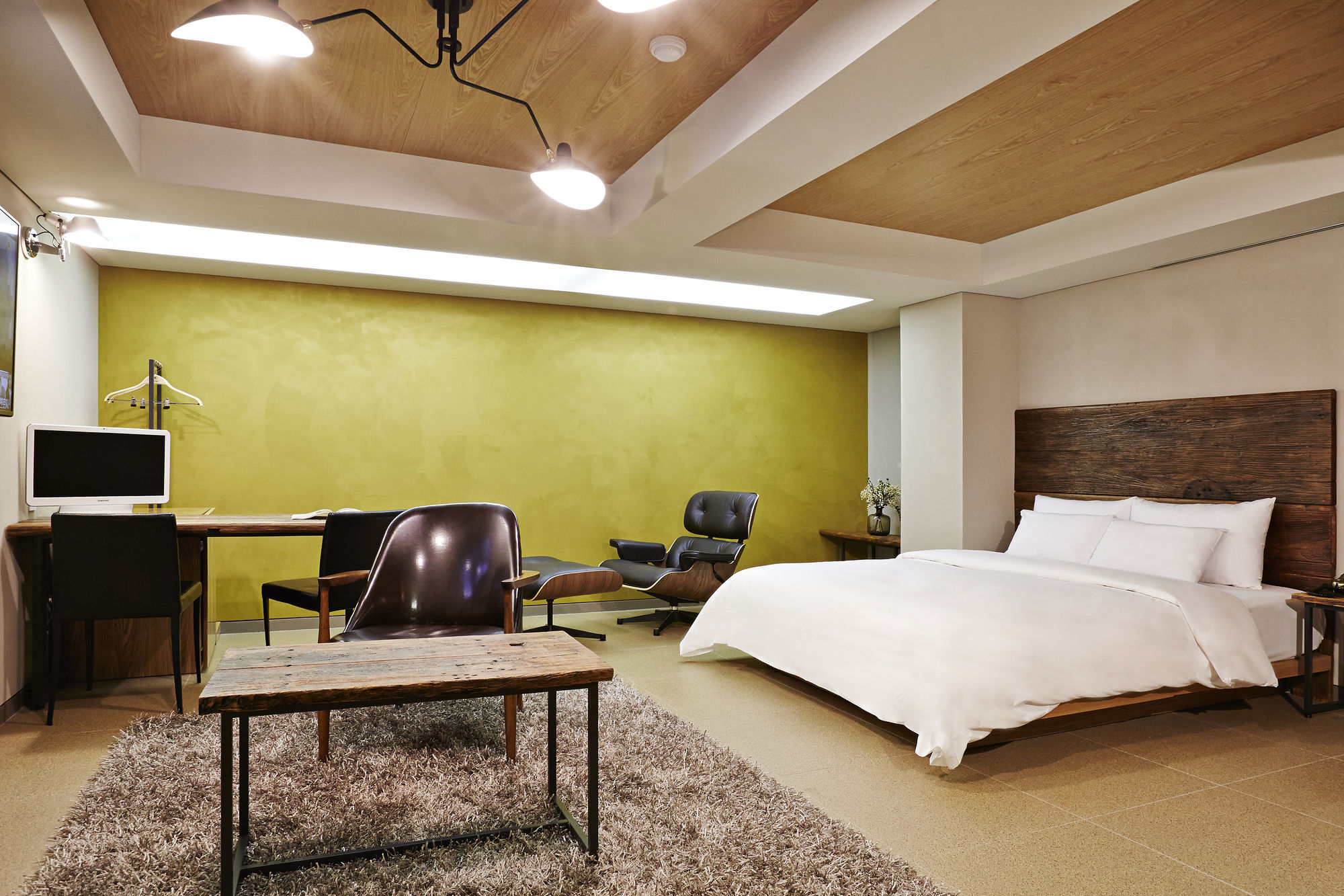 E-hotel Hotel