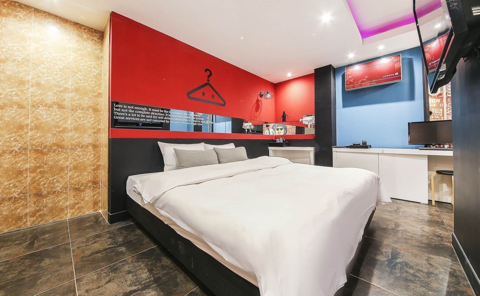 Lexy Hotel 2*