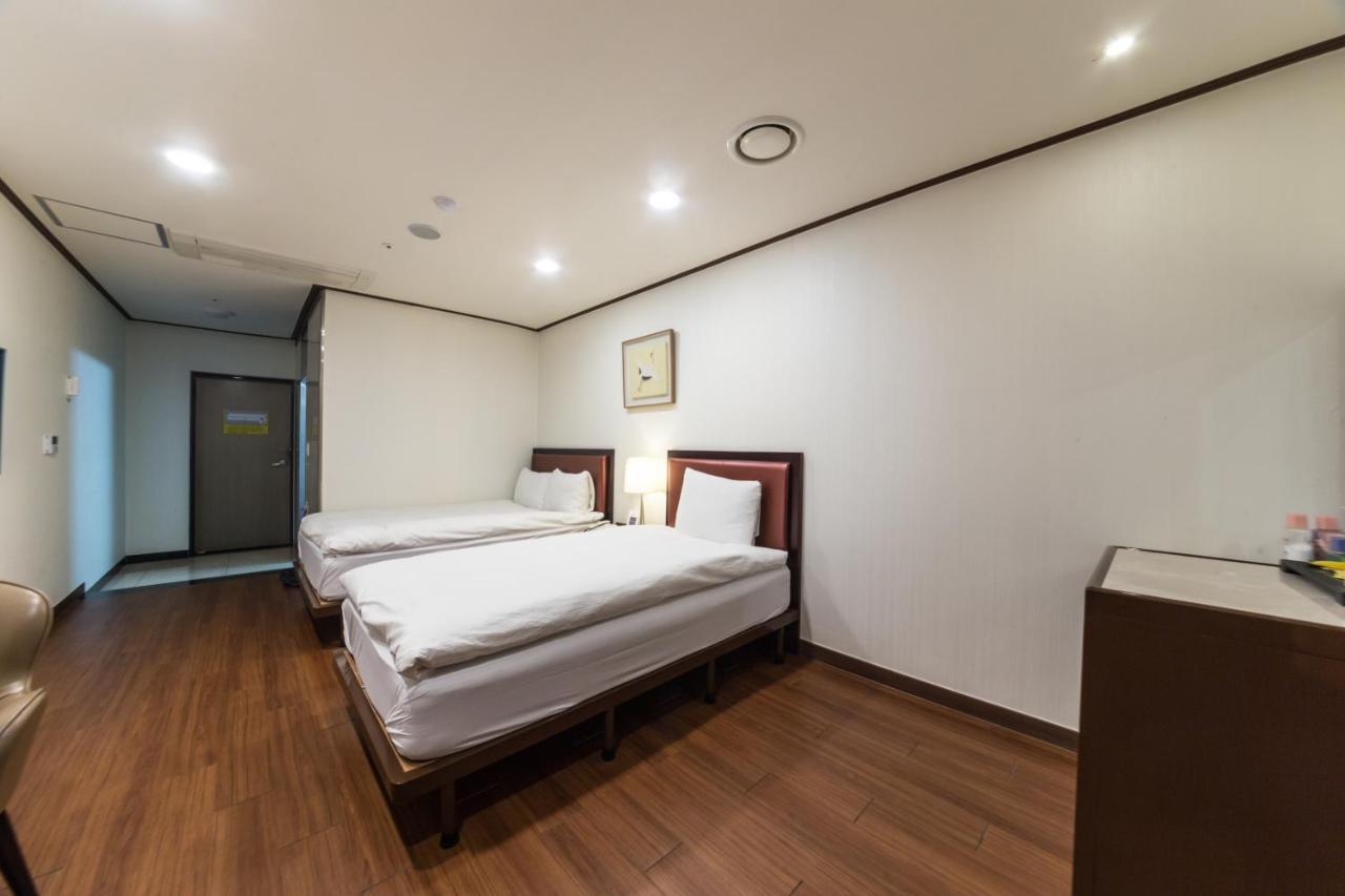 Hotel Youngbin 2*