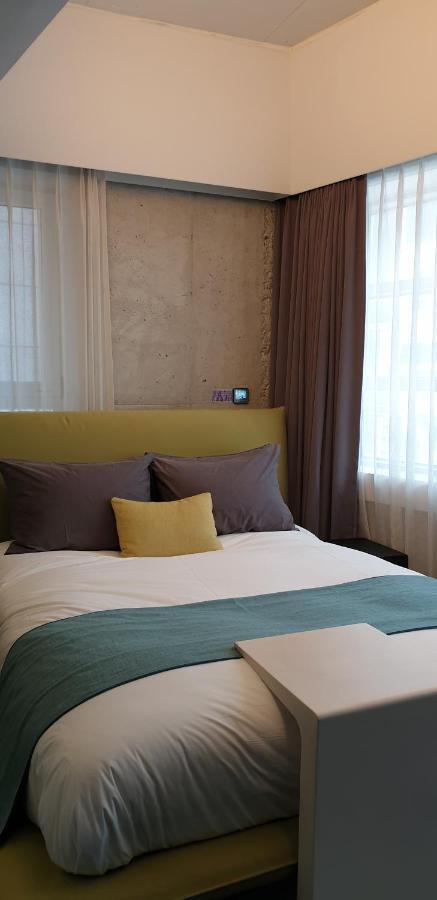 Cocomo Hotel 2*