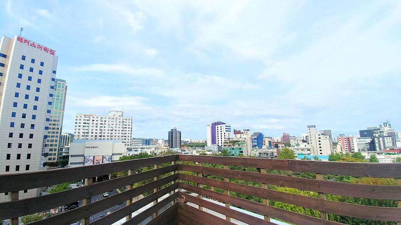 In 2* Seoul