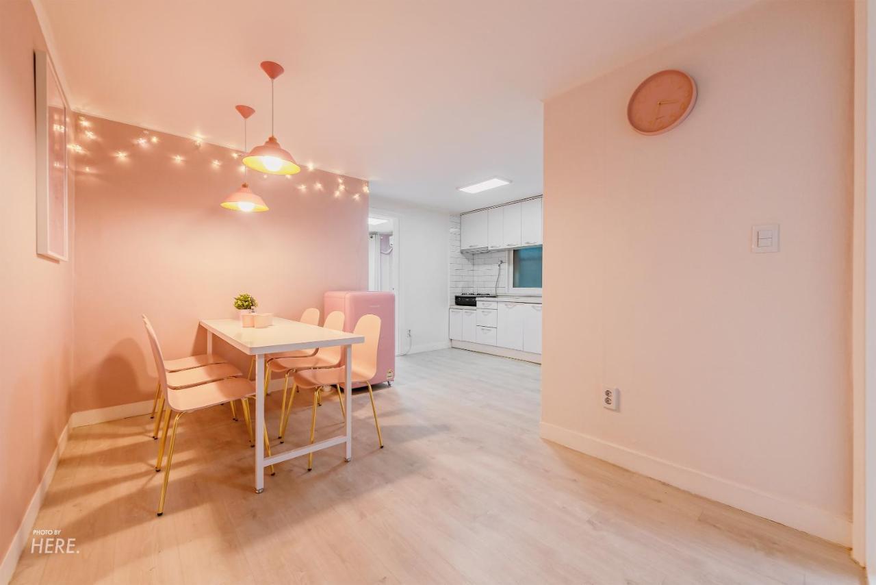 Seeu House Hongdae *