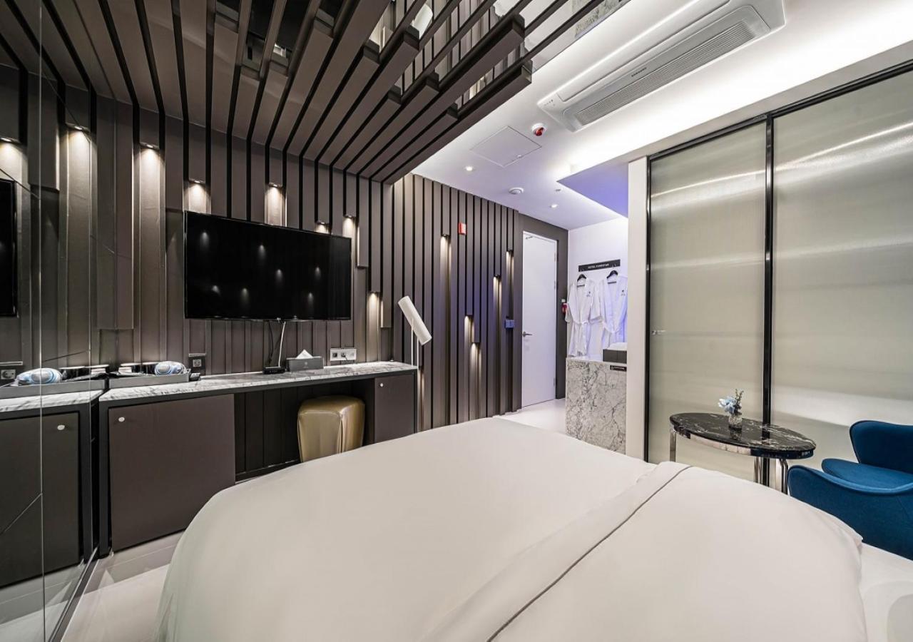 Forestar Hotel 2*