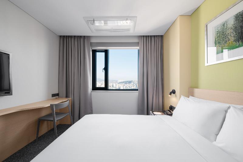 Nine Tree By Parnas Dongdaemun Hotel 4*