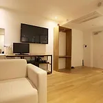 La Villa Hotel