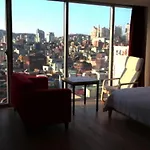 La Villa Hotel