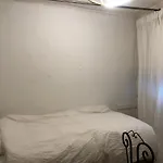 Hostel Metro