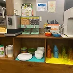 Zzzip Guesthouse In Hongdae