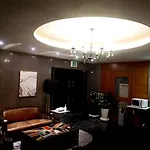 Newmond Hotel