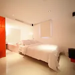 Hotel Pop Jongno